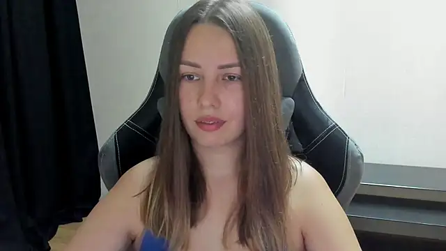 Snapshot of Mia_shy1 chatting on 7, 7, 2026 Mia shy1 online show from 7, 7, 2026