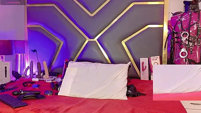 Scarlettt Ass online show from 30, 4, 2026