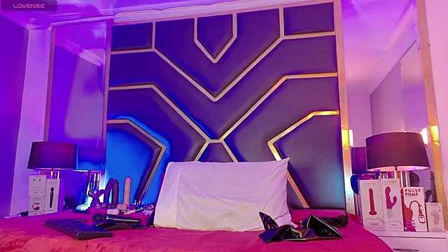 Scarlettt Ass online show from 12, 11, 2025