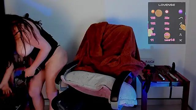 sara goodgirl13 online show from 20, 9, 2025