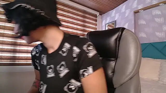 Snapshot of Moony_14 chatting on 6, 3, 2025 Moony 14 online show from 6, 3, 2025