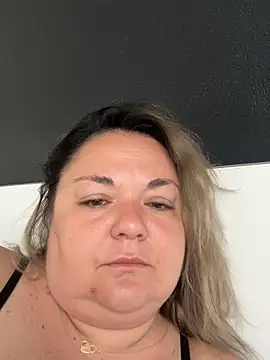 MikyVesela online show from 11, 5, 2026
