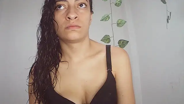 Snapshot of stephybrowm7 chatting on 16, 9, 2025 stephybrowm7 online show from 16, 9, 2025