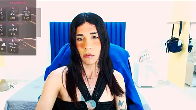 SaraSofia44 online show from 8, 4, 2026