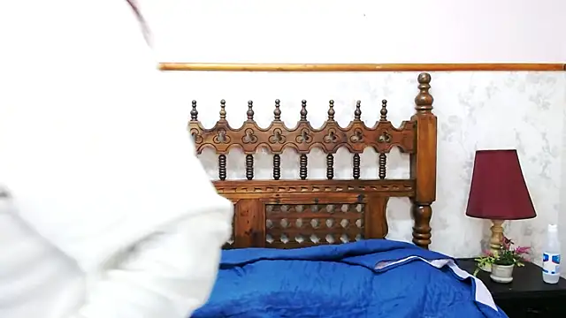 SaraSofia44 online show from 11, 1, 2025