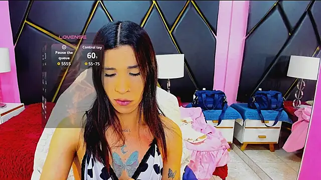 Snapshot of SaraSofia44 chatting on 18, 2, 2026 SaraSofia44 online show from 18, 2, 2026