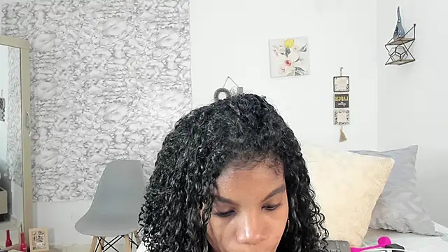 Canhela1 online show from 8, 5, 2026