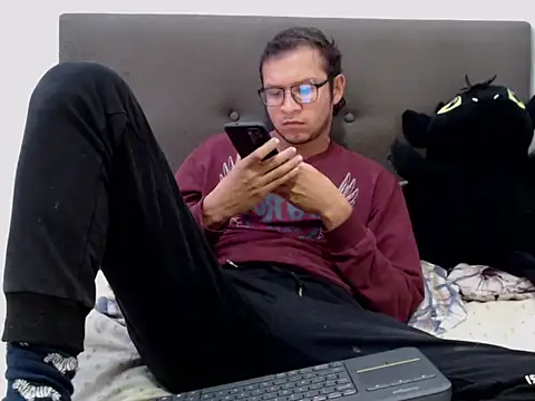 andy loverxx online show from 14, 2, 2026