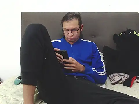 andy loverxx online show from 8, 2, 2026