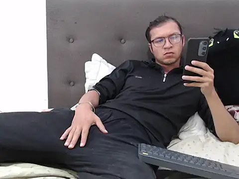 andy loverxx online show from 10, 2, 2026