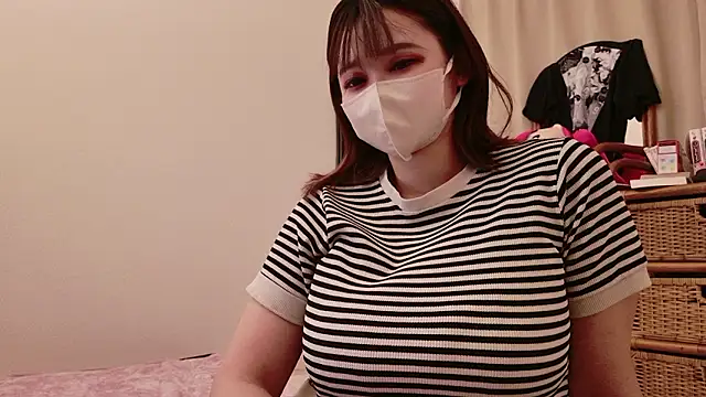 Megu Melon online show from 10, 5, 2026