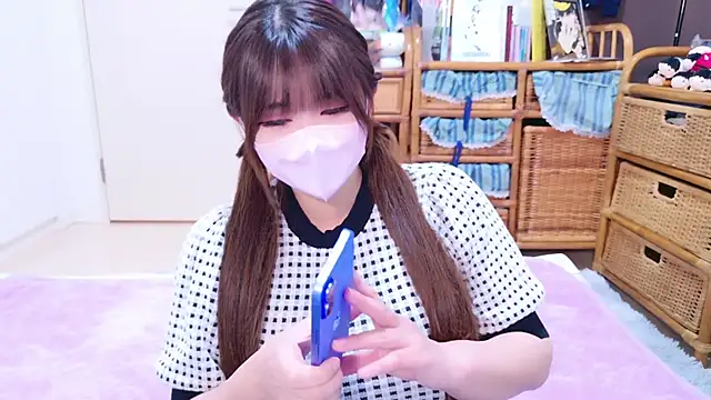 Megu Melon online show from 8, 10, 2025