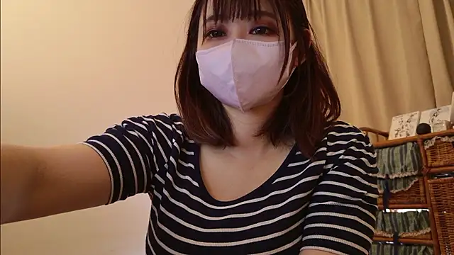 Megu Melon online show from 25, 7, 2026