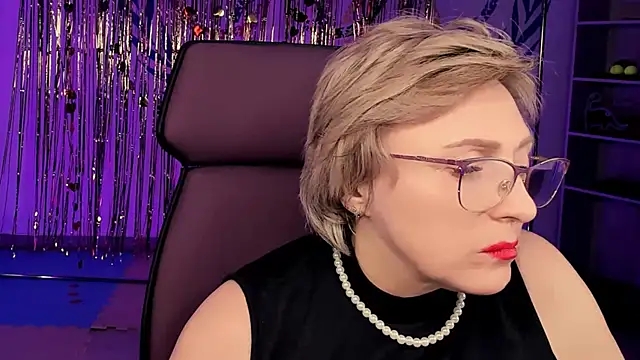 Snapshot of sugar_vivien chatting on 22, 2, 2025 sugar vivien online show from 22, 2, 2025