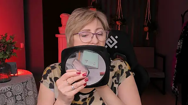 Snapshot of sugar_vivien chatting on 12, 3, 2025 sugar vivien online show from 12, 3, 2025