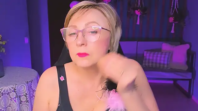 Snapshot of sugar_vivien chatting on 22, 3, 2025 sugar vivien online show from 22, 3, 2025