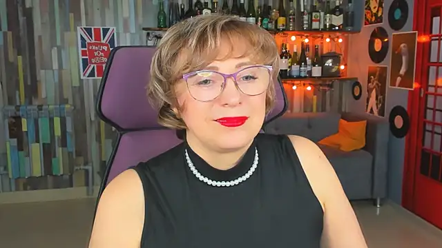 Snapshot of sugar_vivien chatting on 26, 11, 2025 sugar vivien online show from 26, 11, 2025