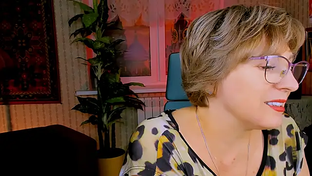 Snapshot of sugar_vivien chatting on 22, 10, 2025 sugar vivien online show from 22, 10, 2025