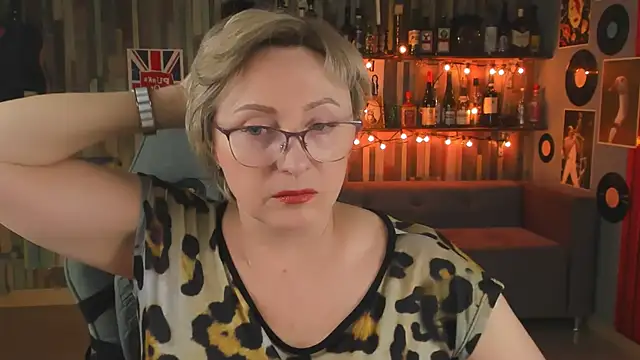 Snapshot of sugar_vivien chatting on 27, 2, 2025 sugar vivien online show from 27, 2, 2025