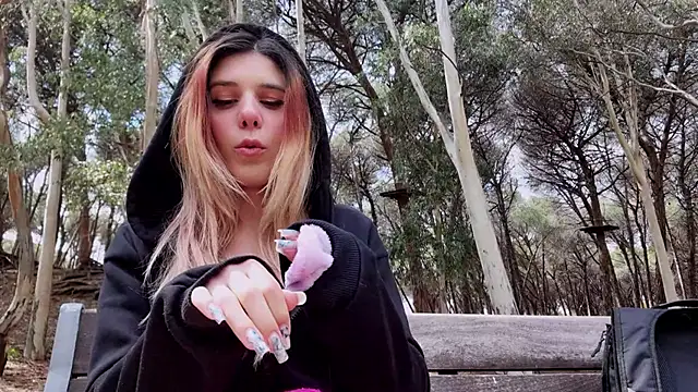 LeylaRosse online show from 20, 3, 2025