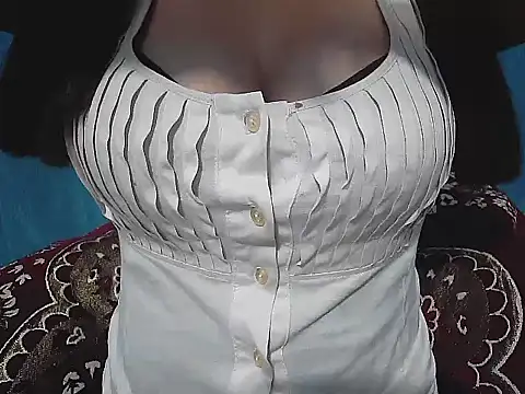 YourGoldenGirl online show from 4, 10, 2025