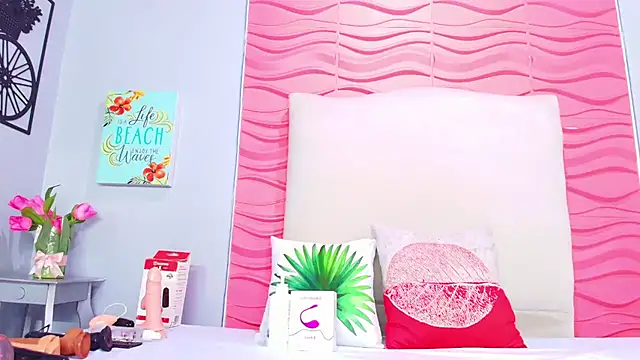 Snapshot of Veronica_Tits chatting on 3, 3, 2025 Veronica Tits online show from 3, 3, 2025