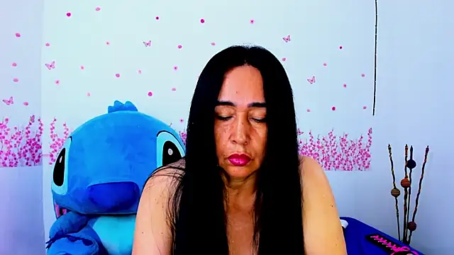 Snapshot of HorniestMilf chatting on 8, 6, 2026 HorniestMilf online show from 8, 6, 2026