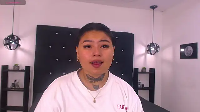 Mels  online show from 5, 4, 2026