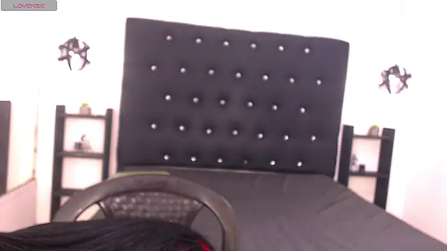 Mels  online show from 2, 4, 2026