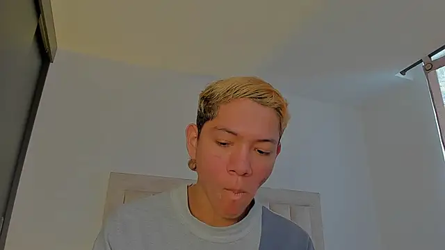 JulianRose 1 online show from 24, 11, 2025