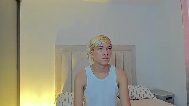 JulianRose 1 online show from 16, 3, 2025