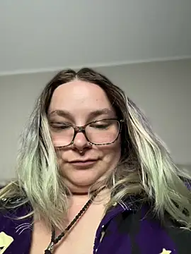 Snapshot of kitten0760 chatting on 14, 6, 2026 kitten0760 online show from 14, 6, 2026