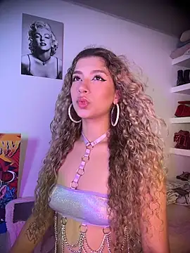 Melina-Smith online show from 4, 4, 2026