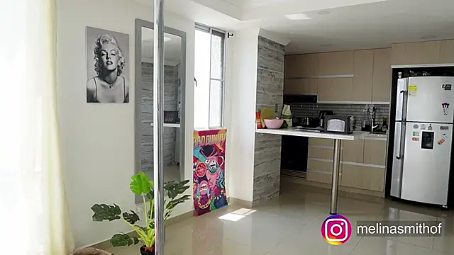 Melina-Smith online show from 19, 9, 2025