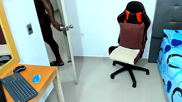 sexy blackman3606 online show from 25, 2, 2025