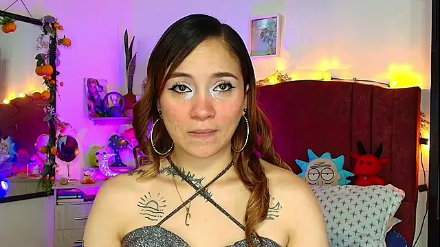alisson zafiro  online show from 27, 4, 2026