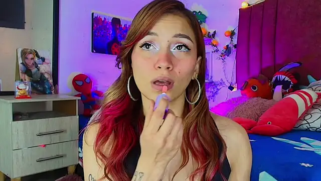 alisson zafiro  online show from 16, 11, 2025