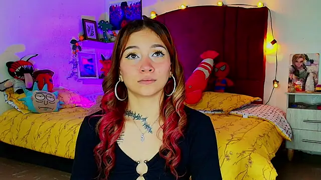 alisson zafiro  online show from 24, 11, 2025