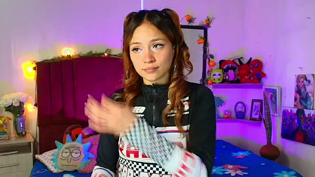 alisson zafiro  online show from 12, 2, 2026