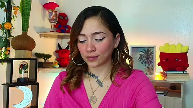 alisson zafiro  online show from 20, 5, 2026