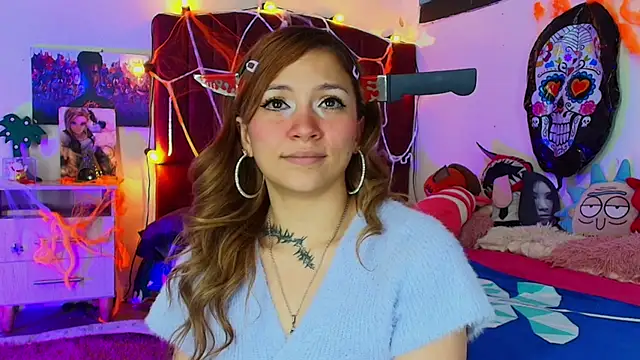 alisson zafiro  online show from 31, 10, 2025