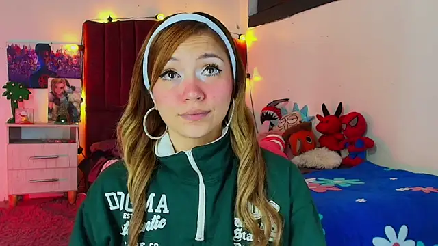 alisson zafiro  online show from 18, 10, 2025