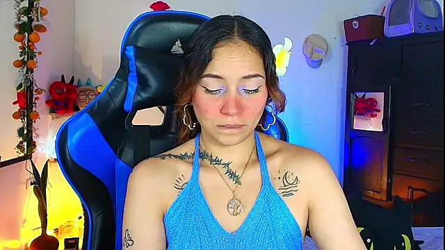 alisson zafiro  online show from 28, 5, 2026