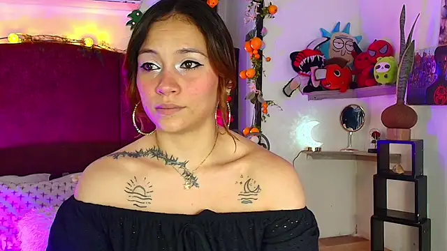 alisson zafiro  online show from 4, 5, 2026