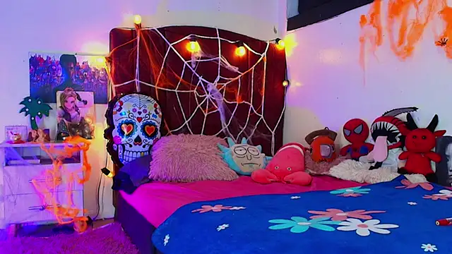 alisson zafiro  online show from 29, 10, 2025