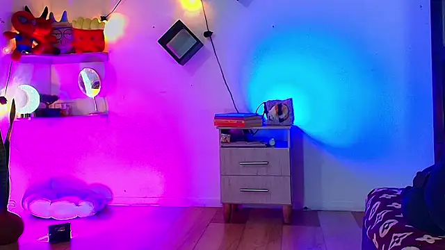 Snapshot of alisson_zafiro_ chatting on 14, 6, 2026 alisson zafiro online show from 14, 6, 2026