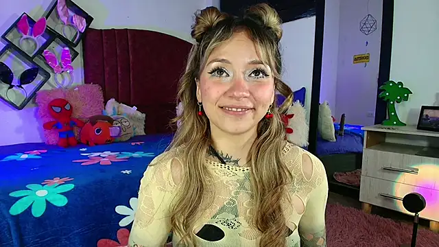 alisson zafiro  online show from 2, 3, 2025