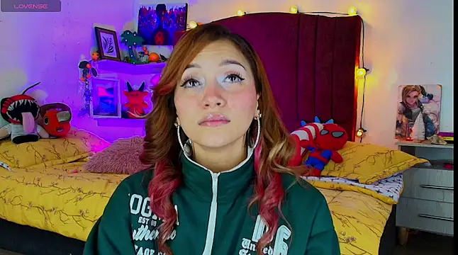 alisson zafiro  online show from 29, 11, 2025