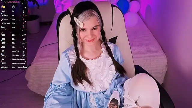 Lil Amelie online show from 3, 10, 2025