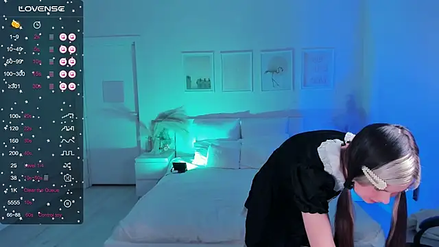 Lil Amelie online show from 13, 9, 2025